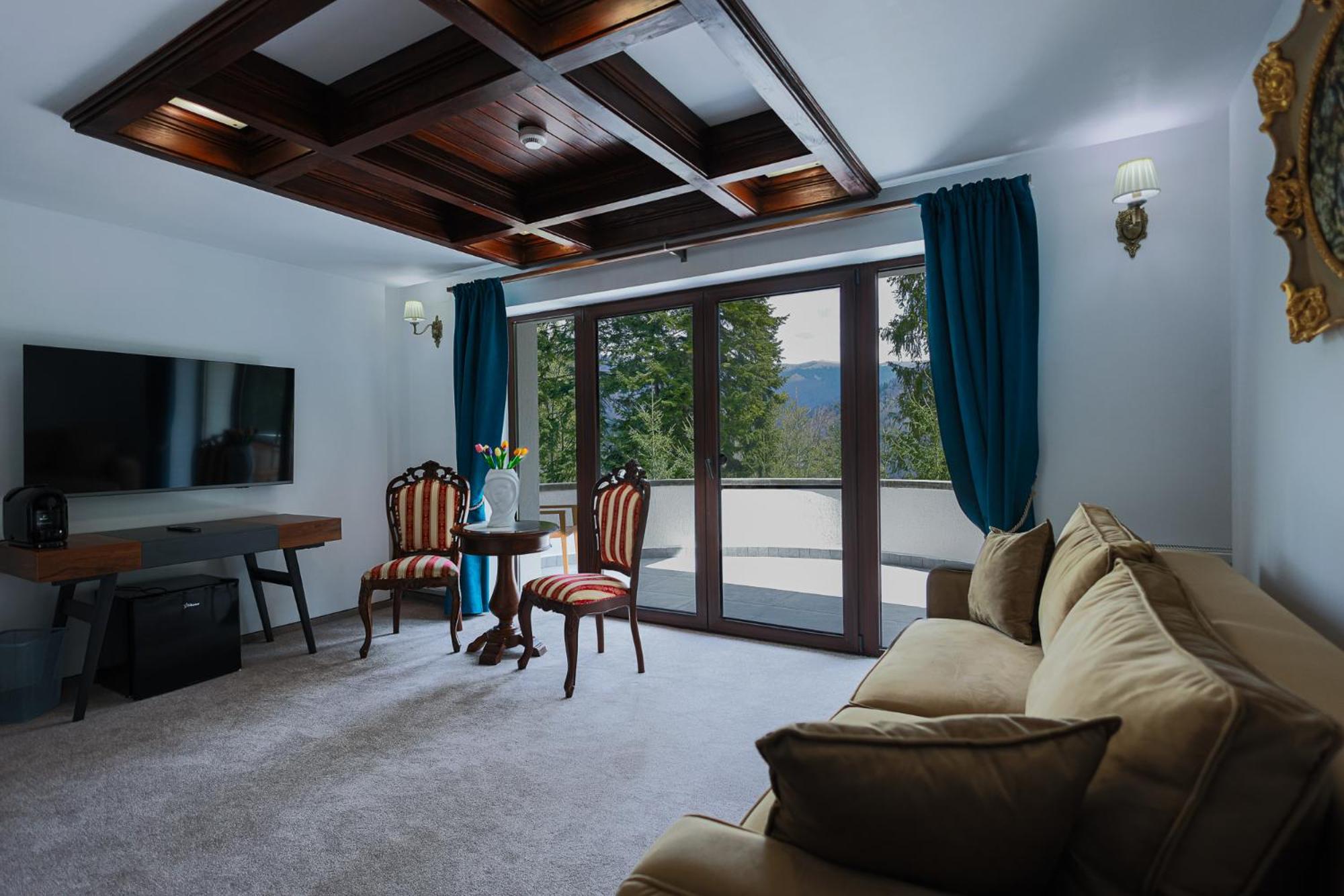 سِنايا Villa Tom المظهر الخارجي الصورة