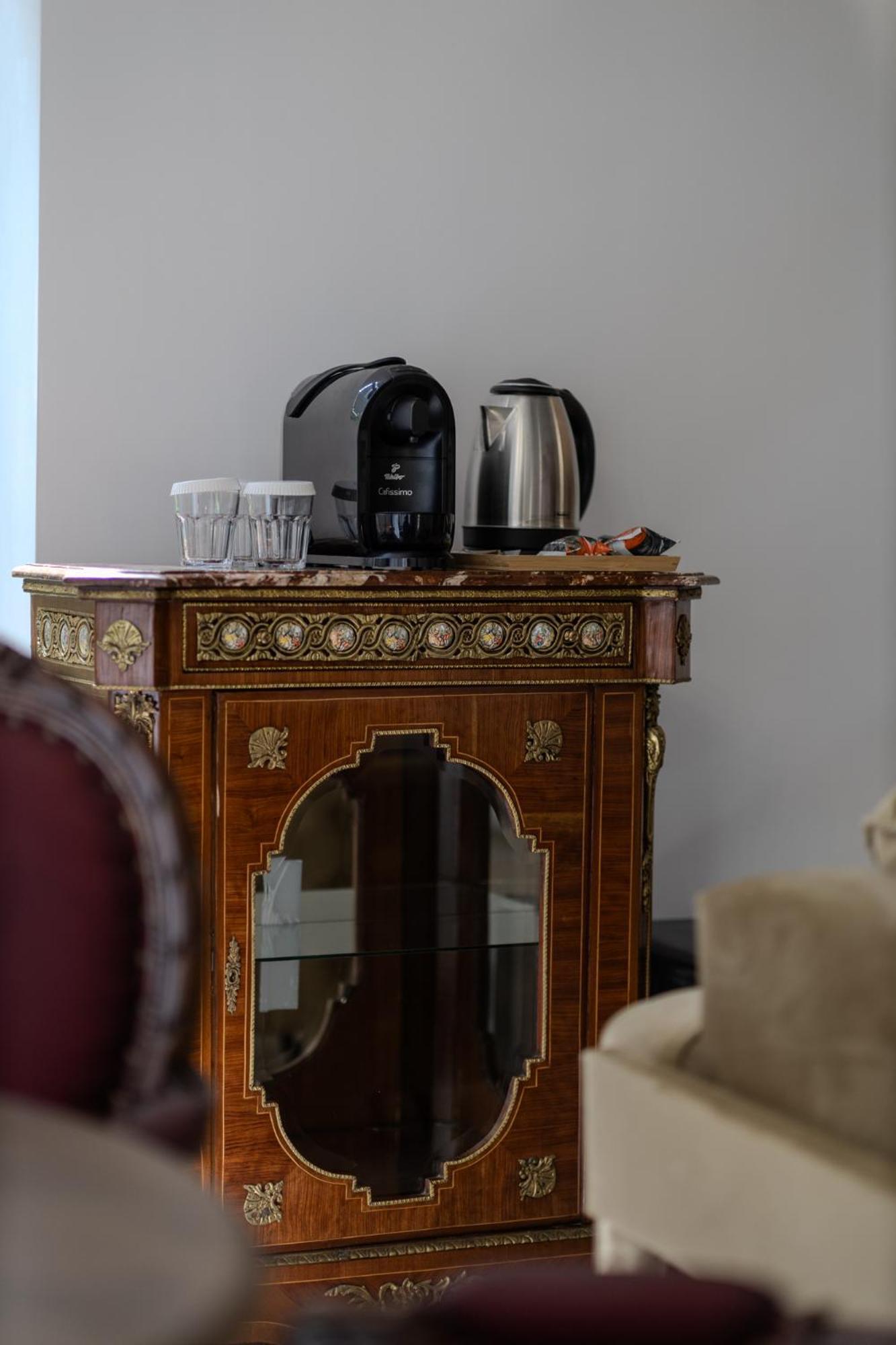 سِنايا Villa Tom المظهر الخارجي الصورة