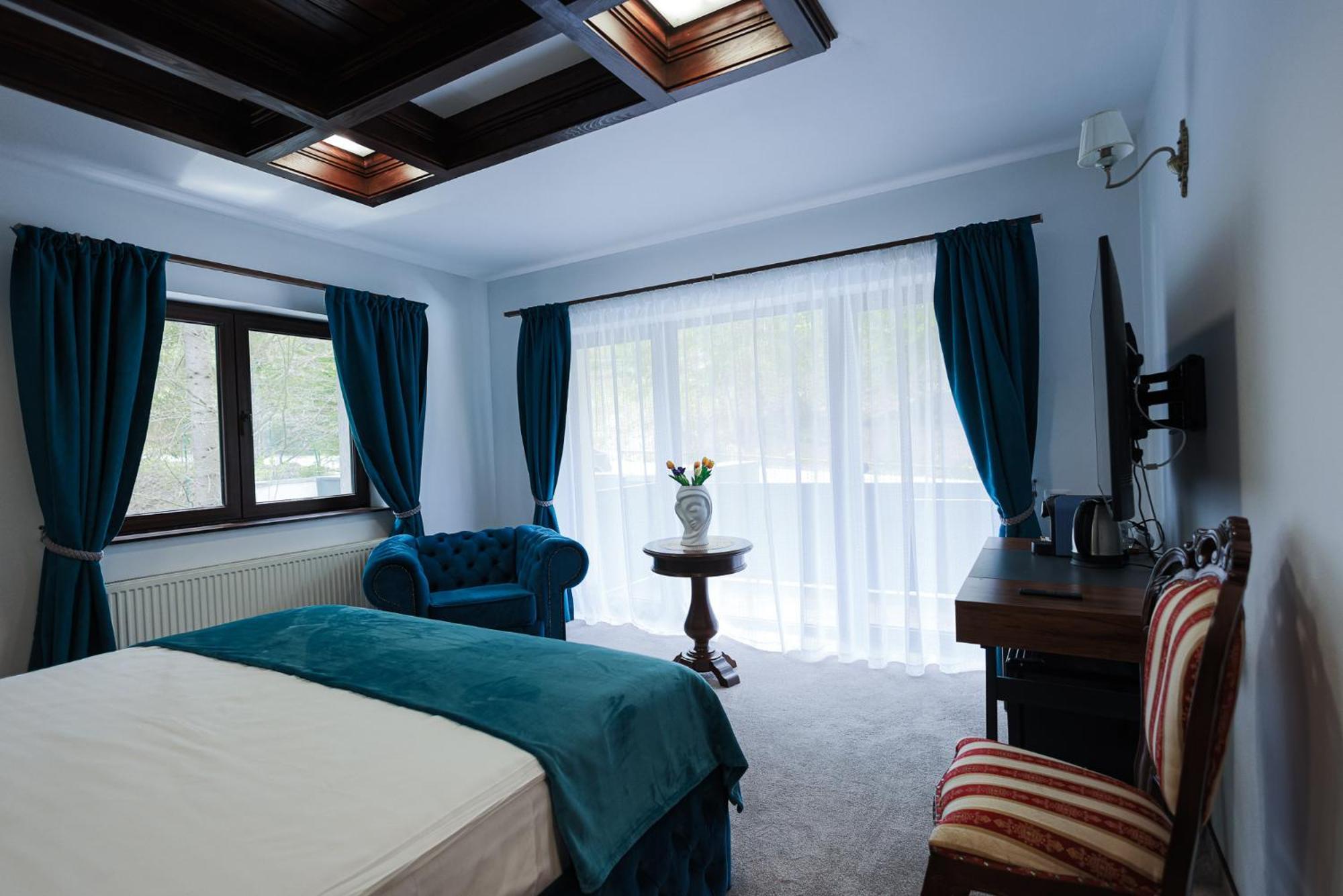 سِنايا Villa Tom المظهر الخارجي الصورة