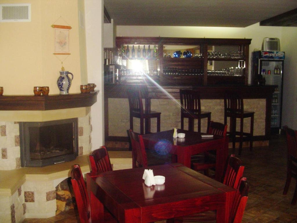 سِنايا Villa Tom المظهر الخارجي الصورة
